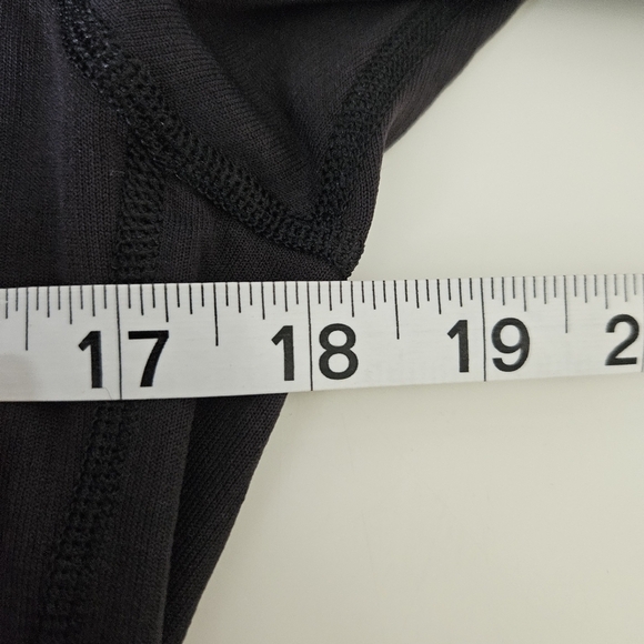 Patagonia Womens Polartec 1/2 Zip Pullover Sz Medium - Picture 5 of 8